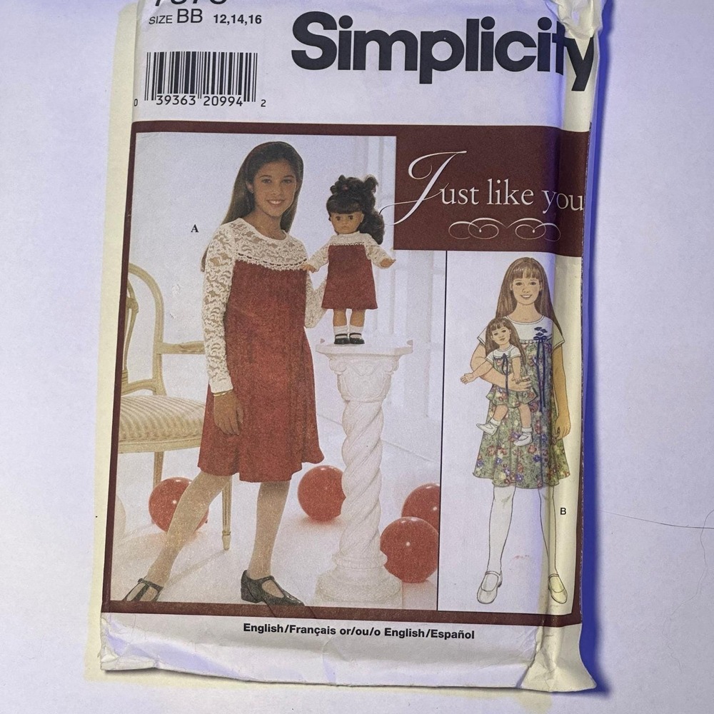 Simplicity 7878 Sewing Pattern Girls 12-16 Doll 18 Inch Dress Uncut